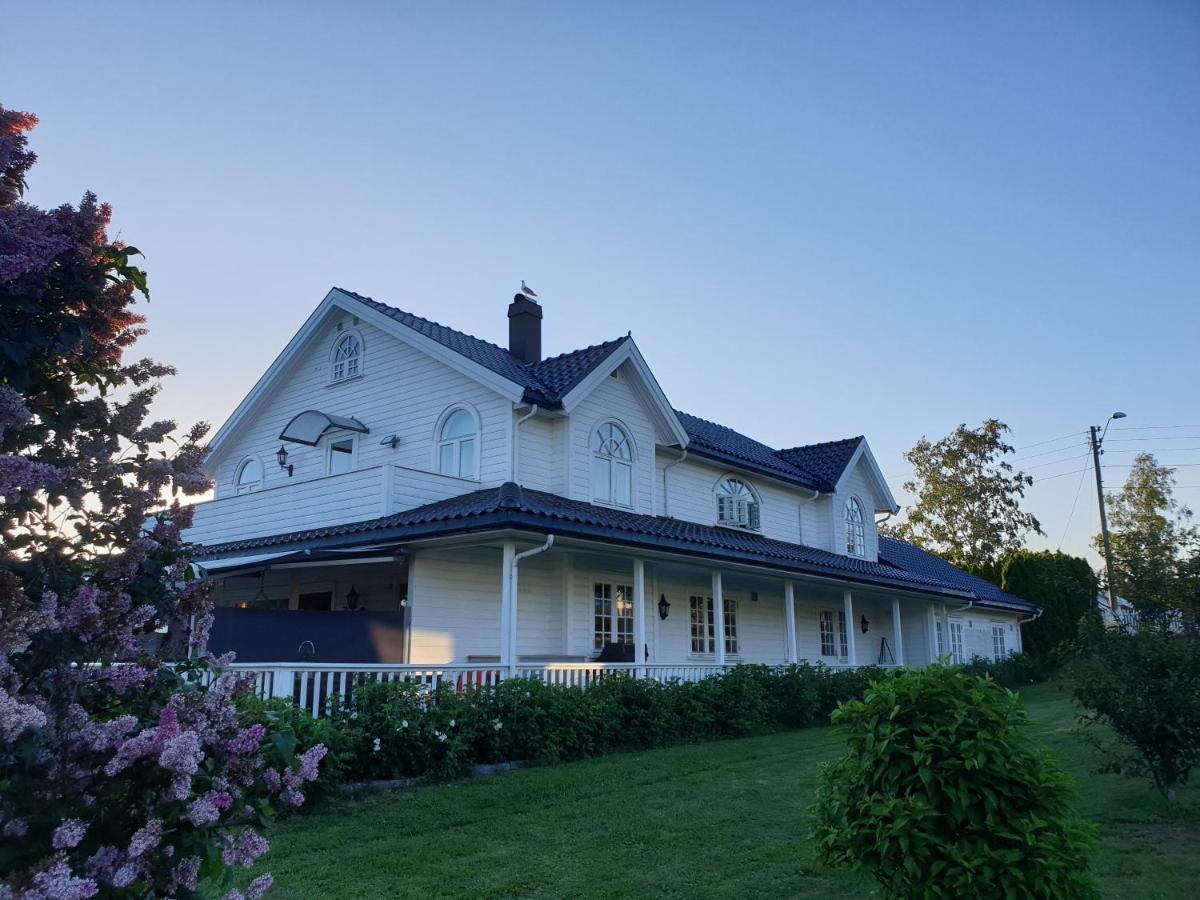 Beach Front Villa In Tonsberg Norway Only July 20-25 Exterior photo