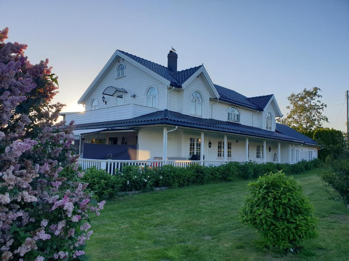 Beach Front Villa In Tonsberg Norway Only July 20-25 Exterior photo
