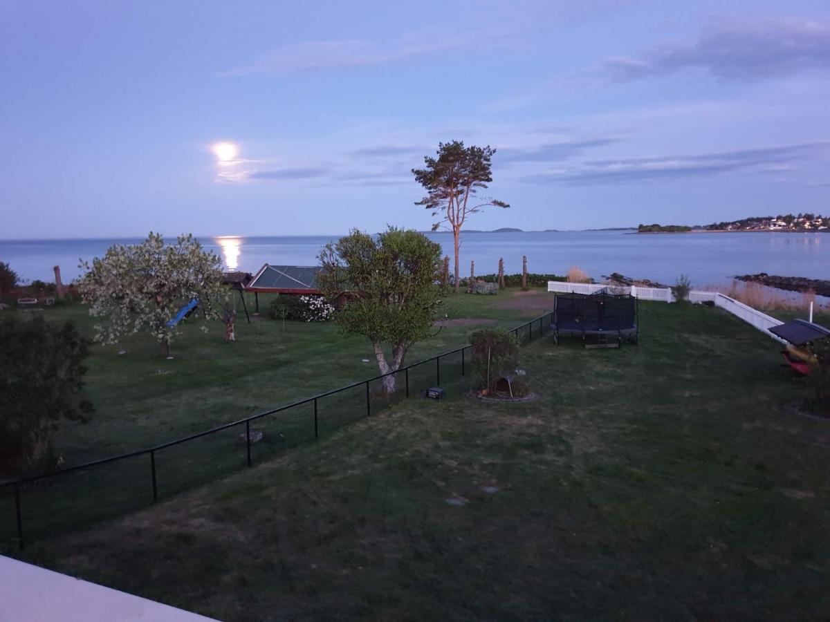 Beach Front Villa In Tonsberg Norway Only July 20-25 Exterior photo